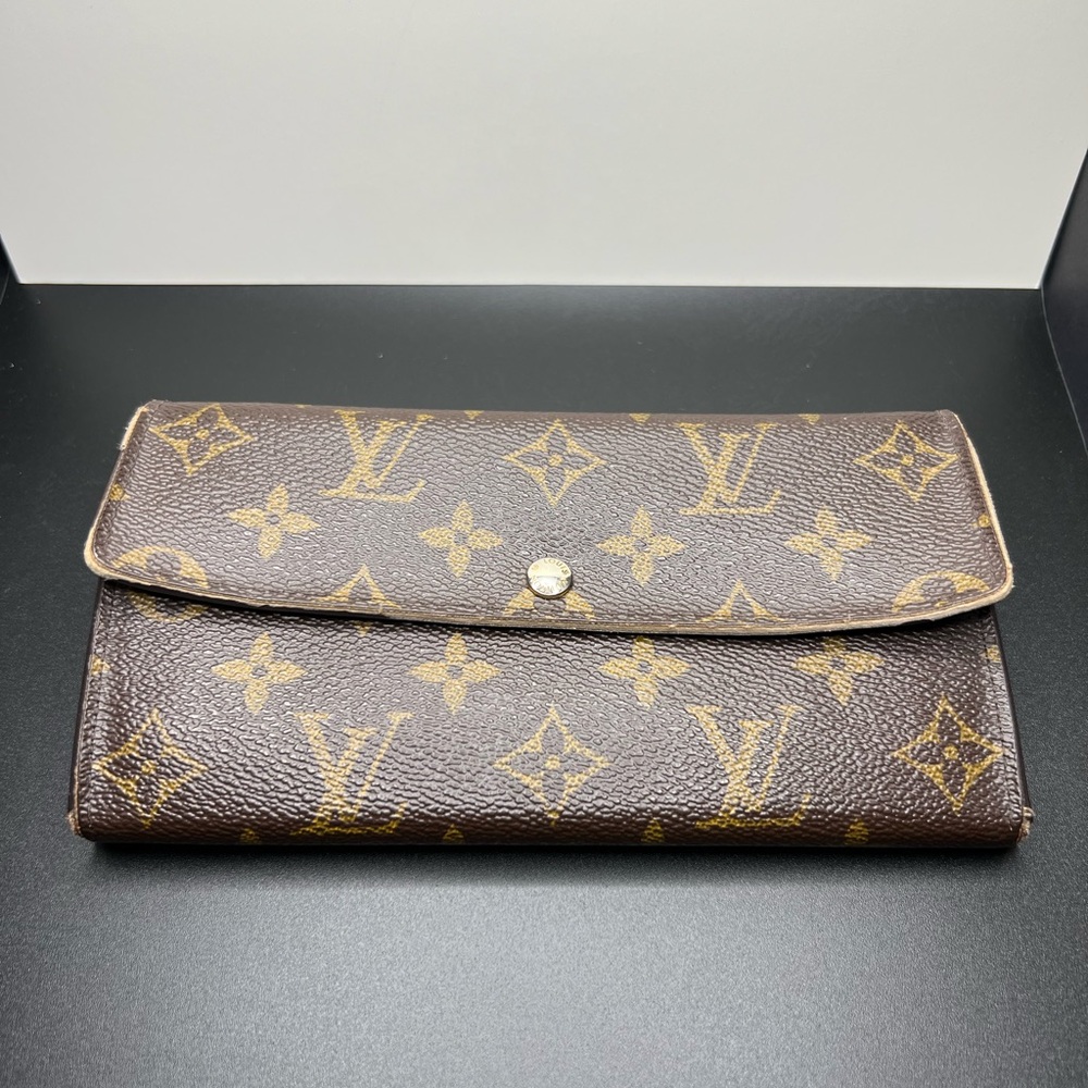 Authentic Used Louis Vuitton Wallet